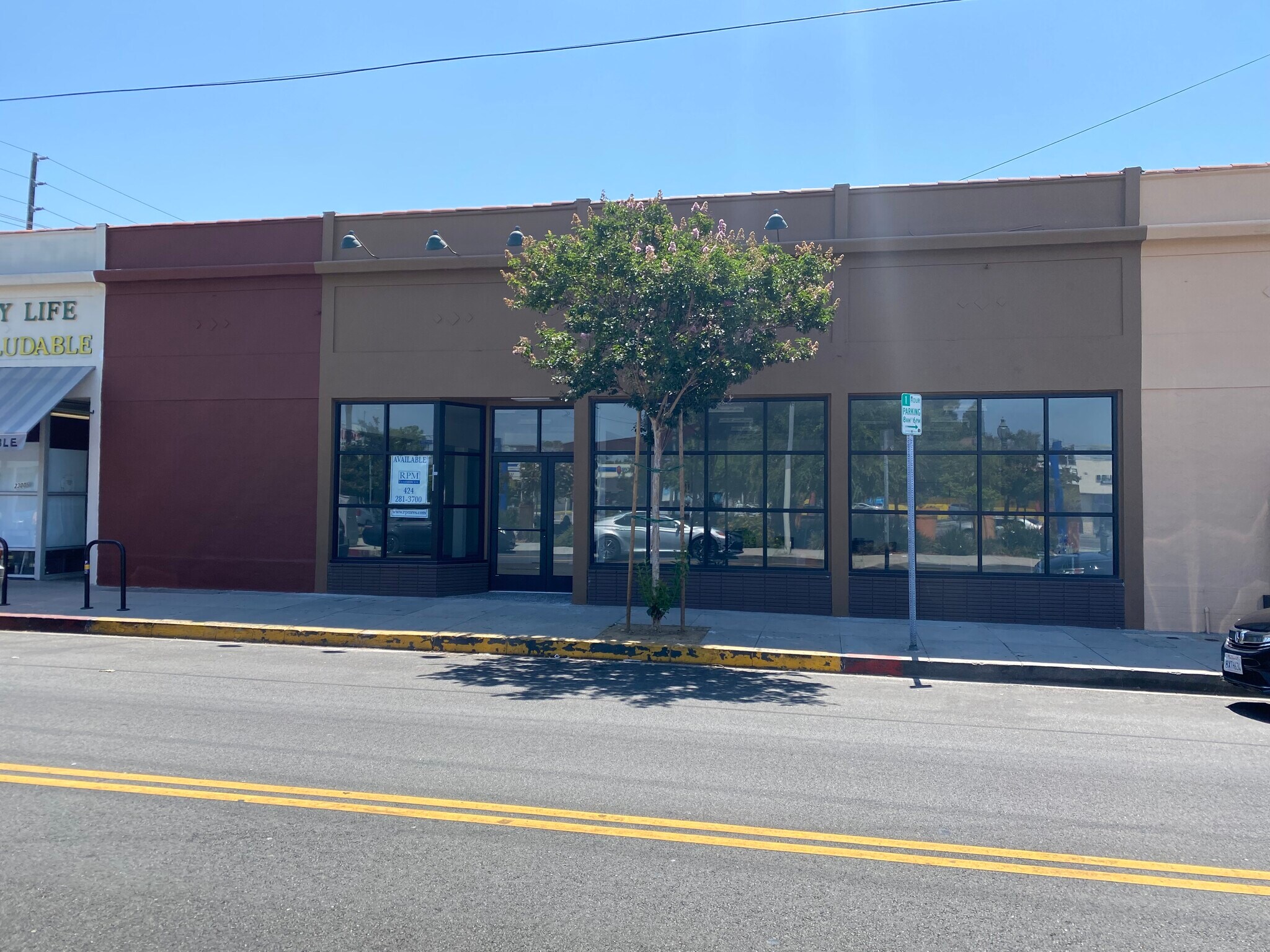 2300 S Union Ave, Los Angeles, CA for Rent