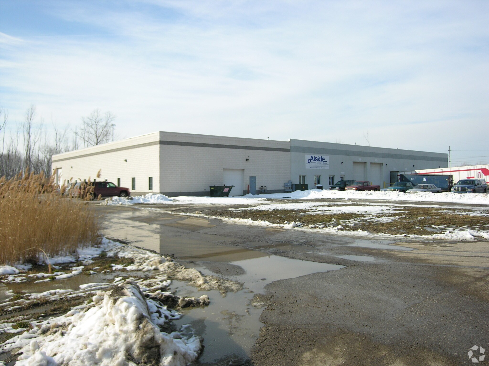 925 Callendar Blvd Painesville, OH 44077 Industrial Property for