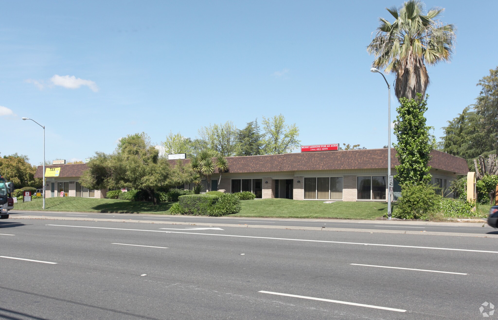 6617 Madison Ave, Carmichael, CA for Rent