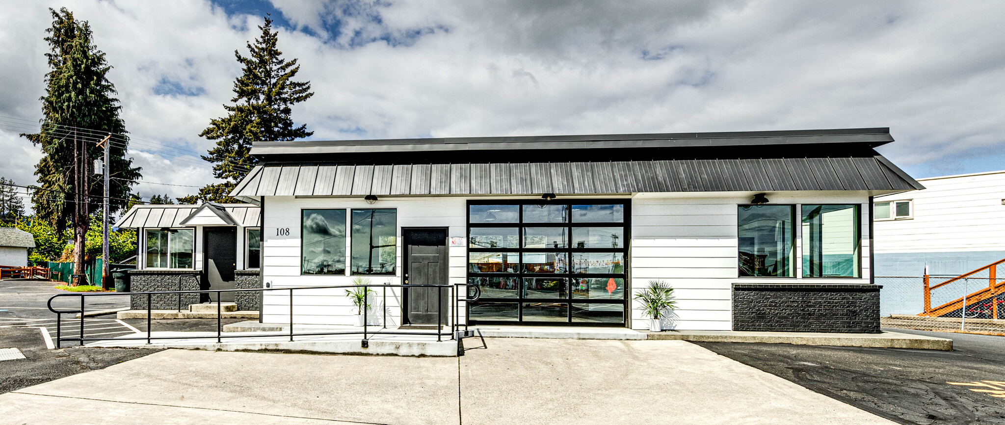 108 S Race St, Port Angeles, WA for Rent