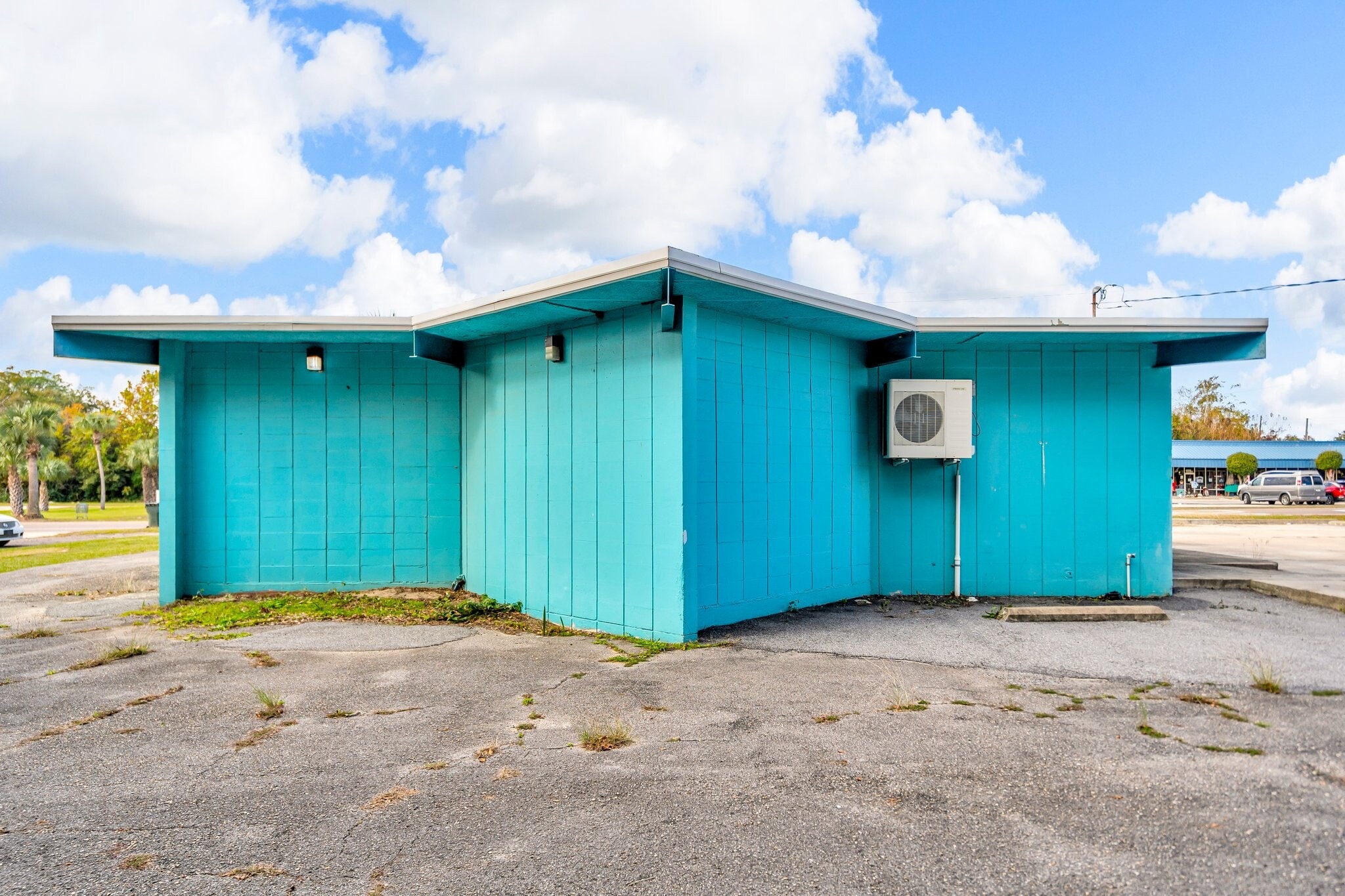 176 Veterans Ave, Biloxi, MS for Sale