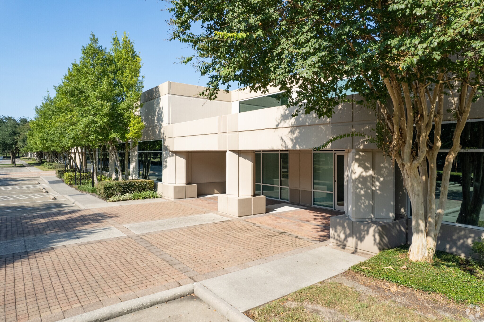 11310 Greens Crossing Blvd, Houston, TX for Rent