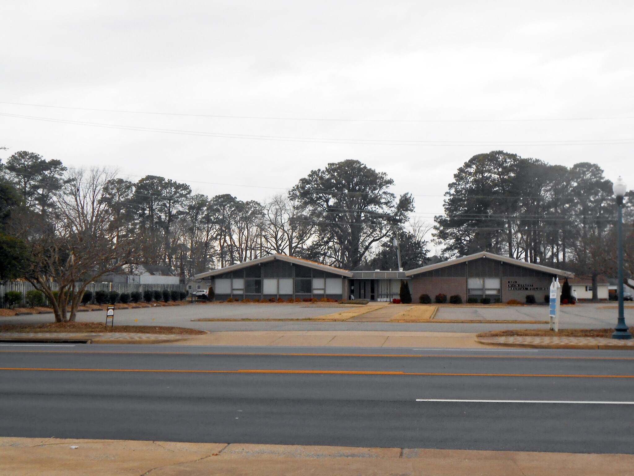 321 Main St Newport News, VA 23601 Office Property for Sale on