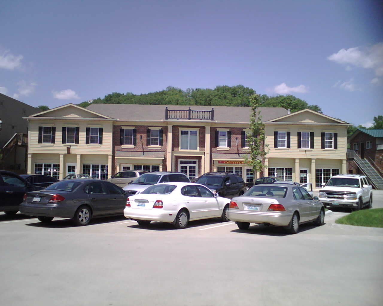 171 English Landing Dr Parkville, MO 64152 Office Property for Sale