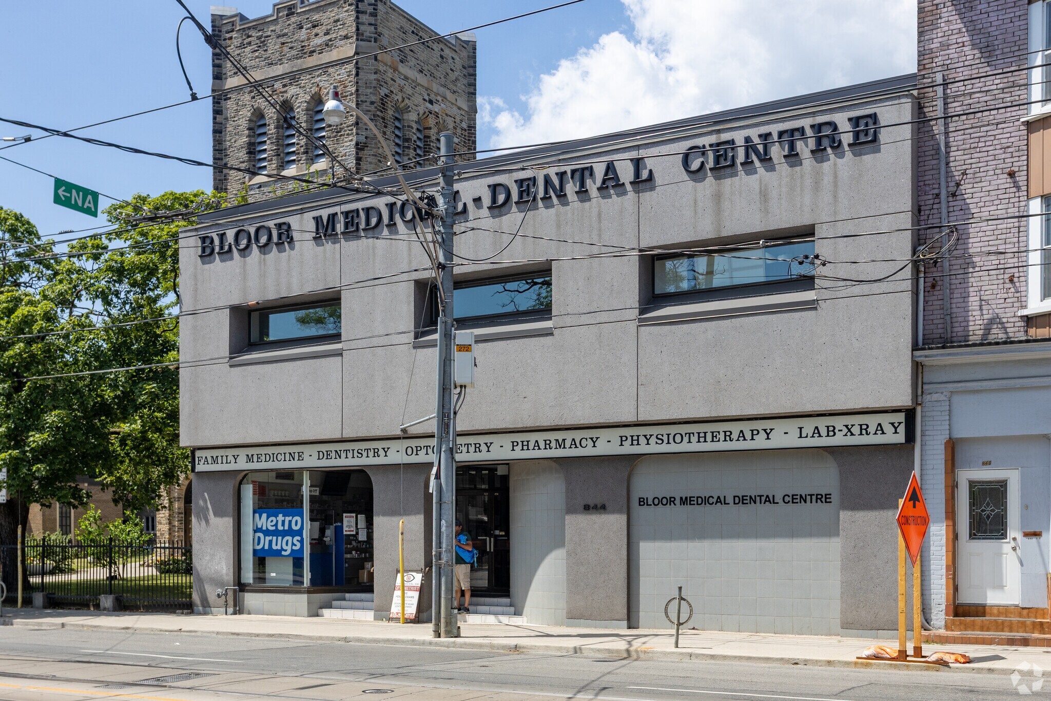 844 Bathurst St, Toronto, ON for Rent