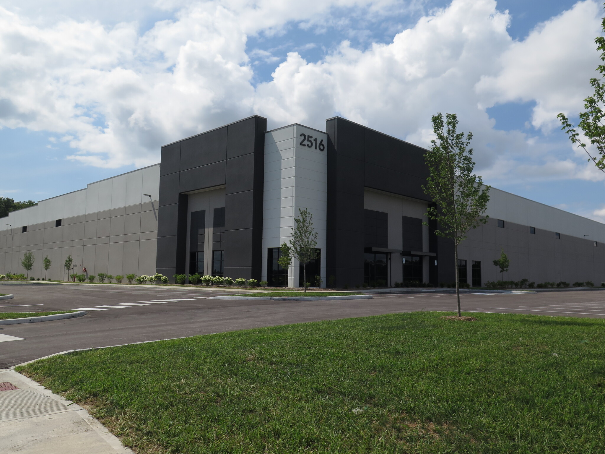 2516 Logistics, Indianapolis, IN for Rent