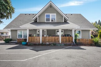 Portland, OR Apartments - 16816 SE Stark St