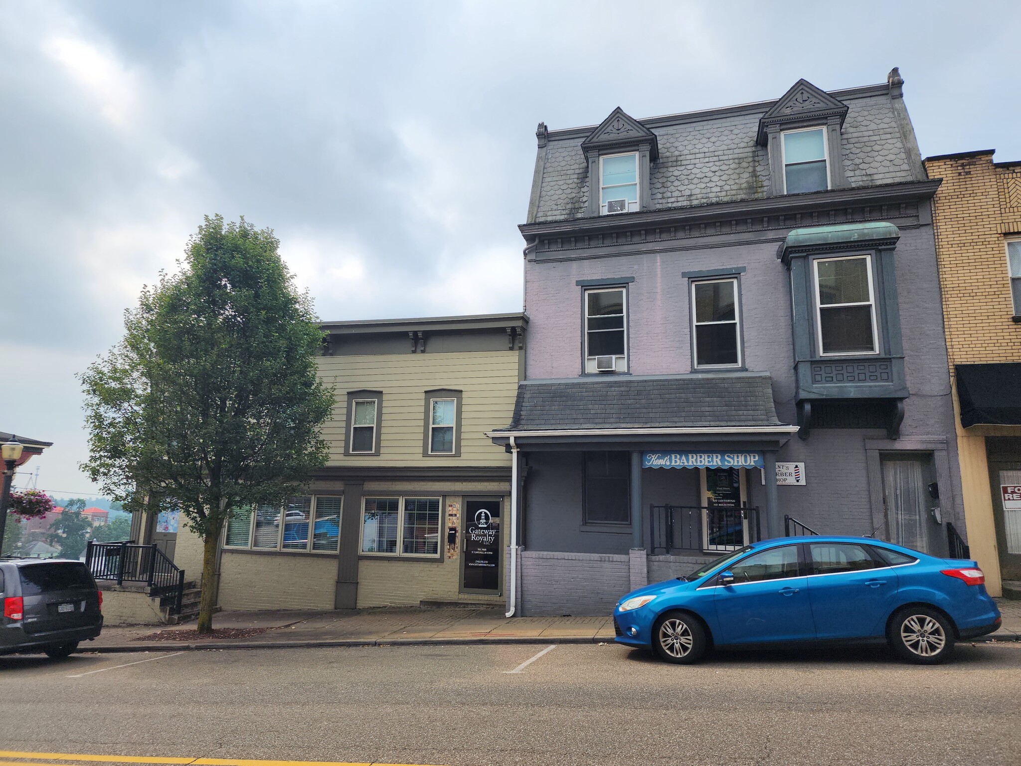 114-116 E Main St, Saint Clairsville, OH for Sale