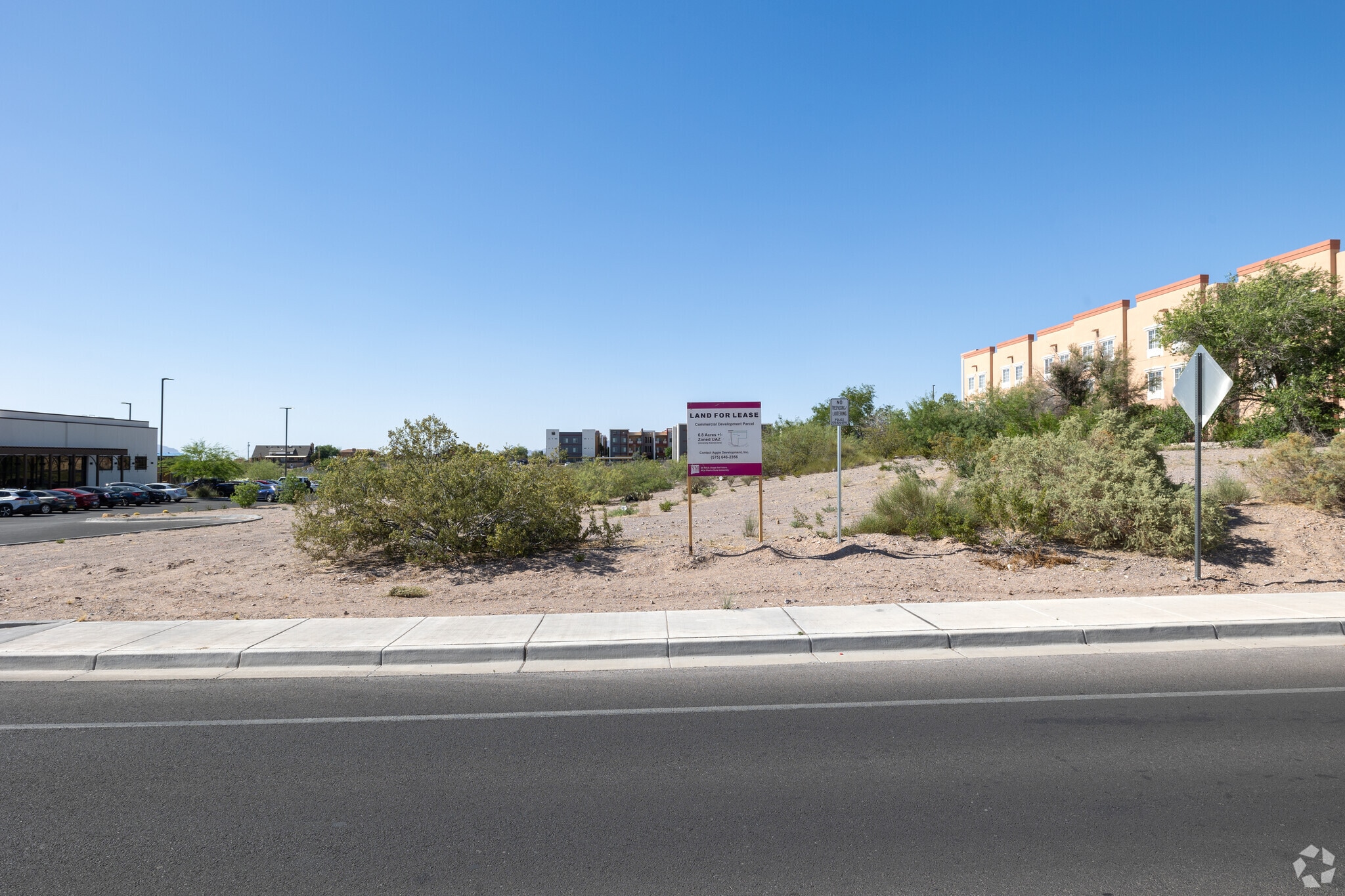 2141 S Triviz Dr, Las Cruces, NM for Rent