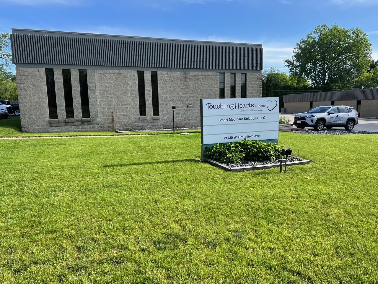 21430 W Greenfield Ave, New Berlin, WI for Rent