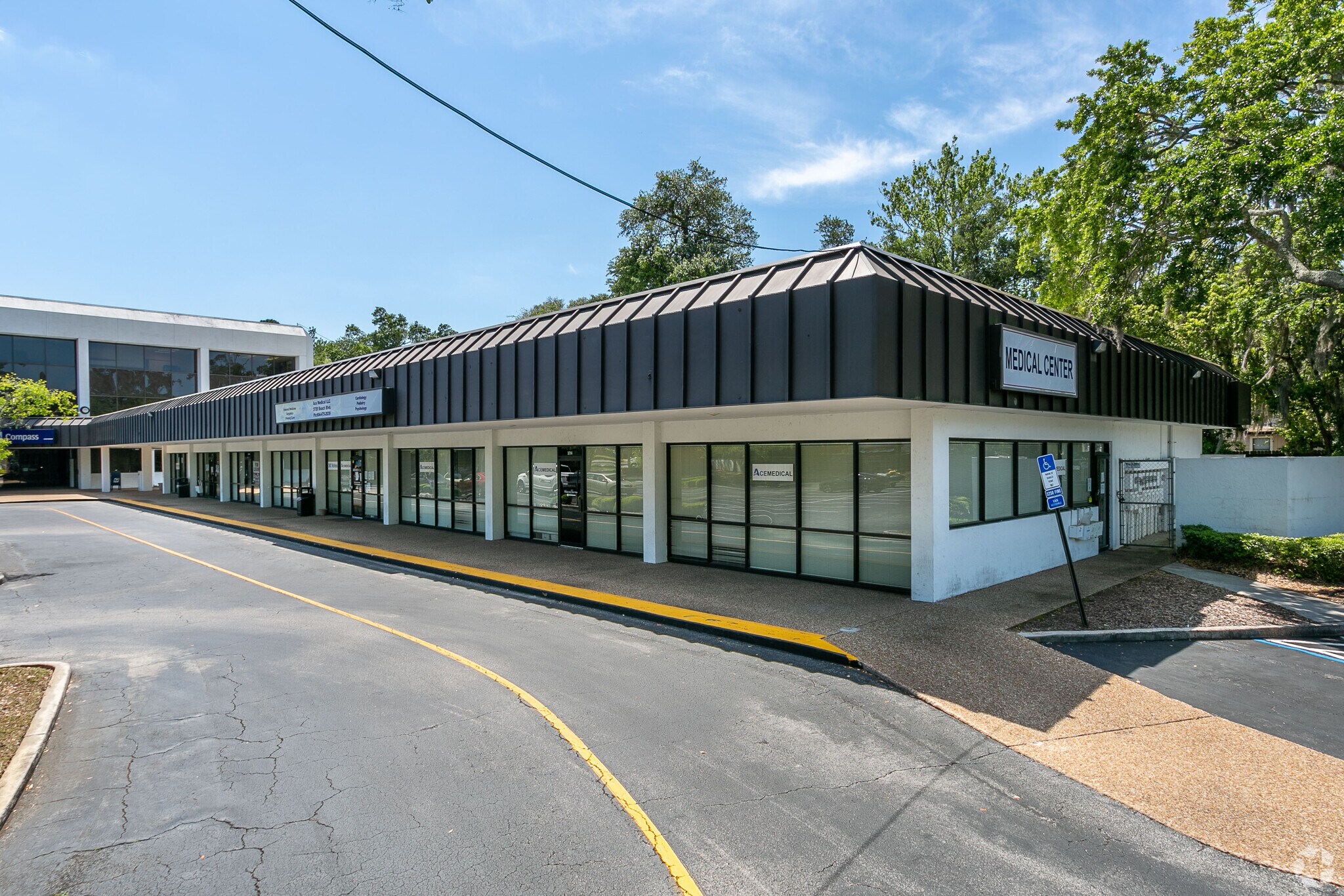 3714-3740 Beach Blvd, Jacksonville, FL for Rent