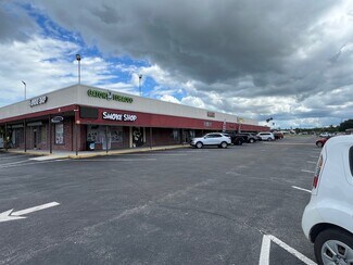 Ruskin, FL undefined - 107 7th Ave NE