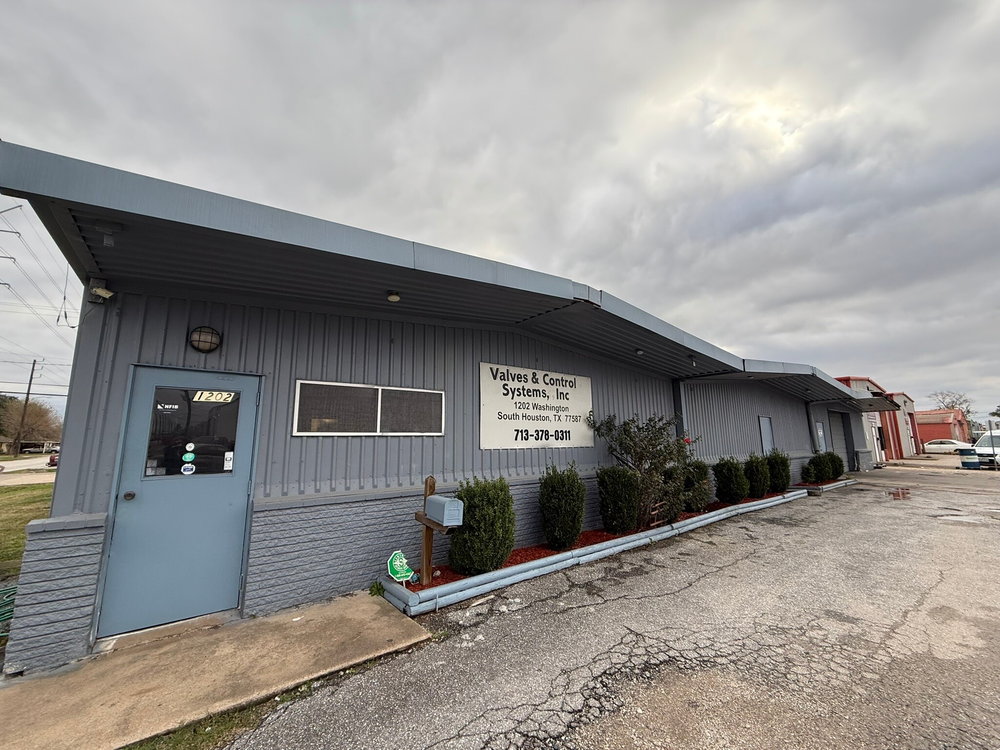 1202 Washington, South Houston, TX for Sale