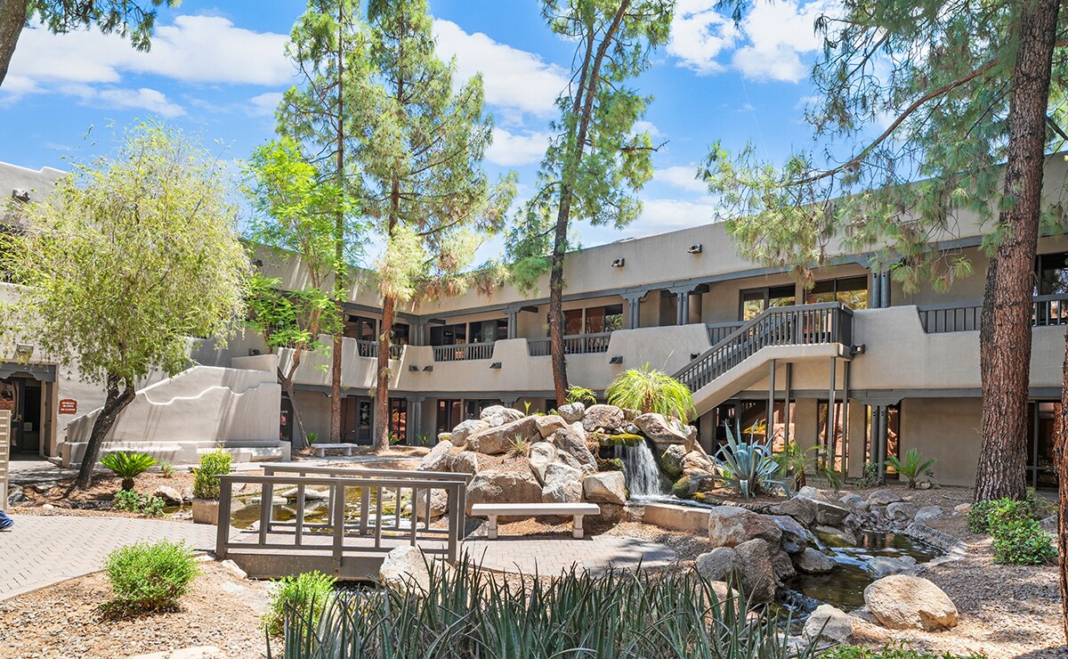 301 E Bethany Home Rd, Phoenix, AZ for Rent