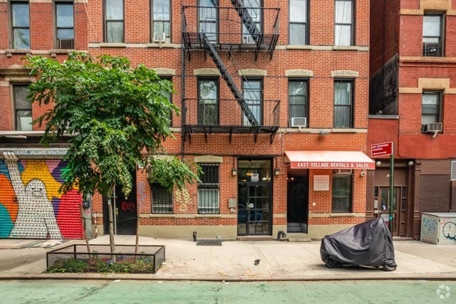 547 E 12th St, New York, NY for Rent