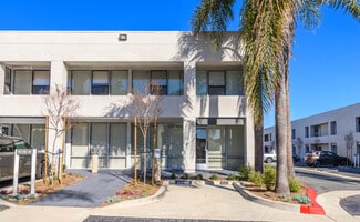 Costa Mesa, CA Flex - 711 W 17th St