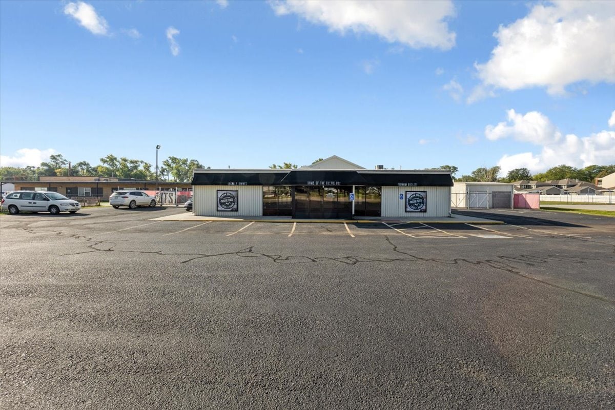 501 Veterans Memorial Hwy, Council Bluffs, IA for Sale