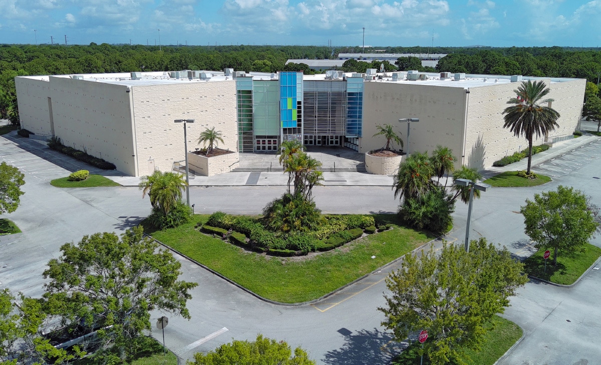 1900 NE Courtyard Cir, Port Saint Lucie, FL for Sale