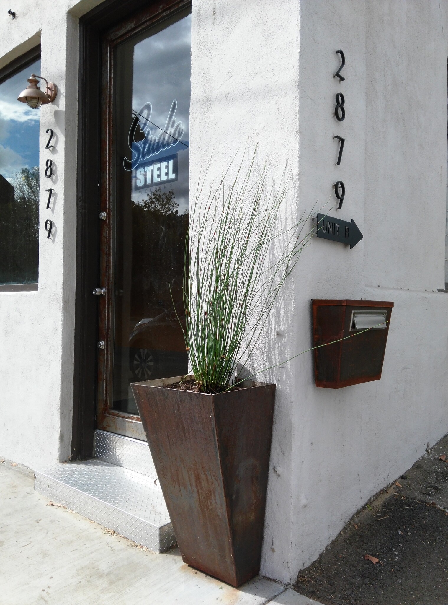 2879 Main St, Riverside, CA for Rent