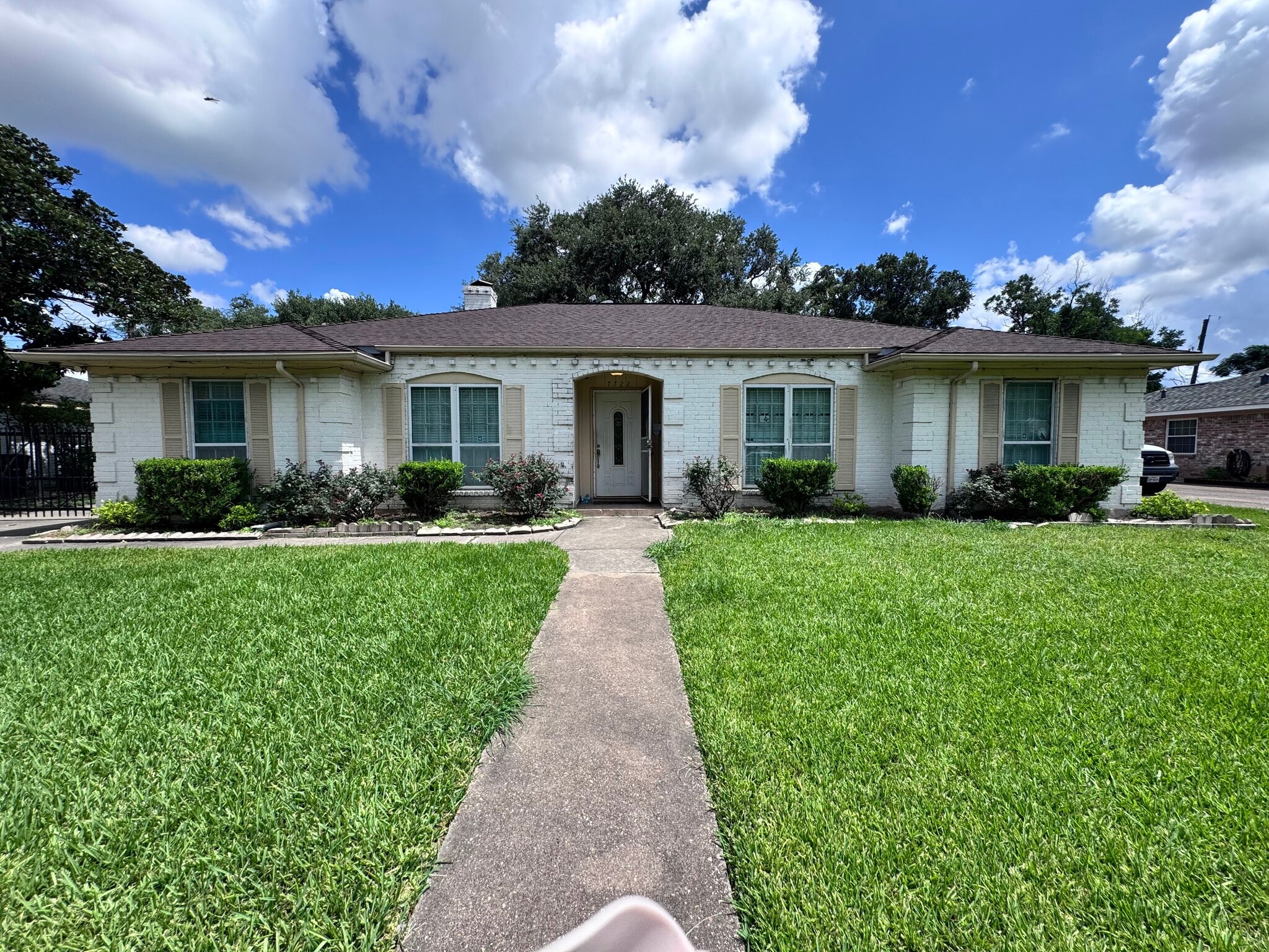 7722 Sands Point Dr, Houston, TX for Sale