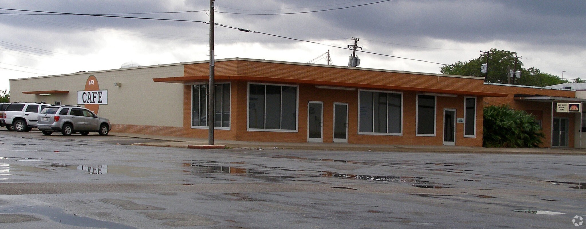205 S Rachal St, Sinton, TX for Sale