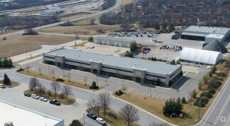 101-105 SE Magellan Dr  