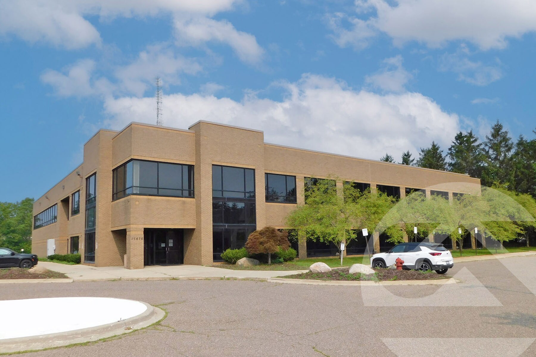 27675 Halsted Rd, Farmington Hills, MI for Rent