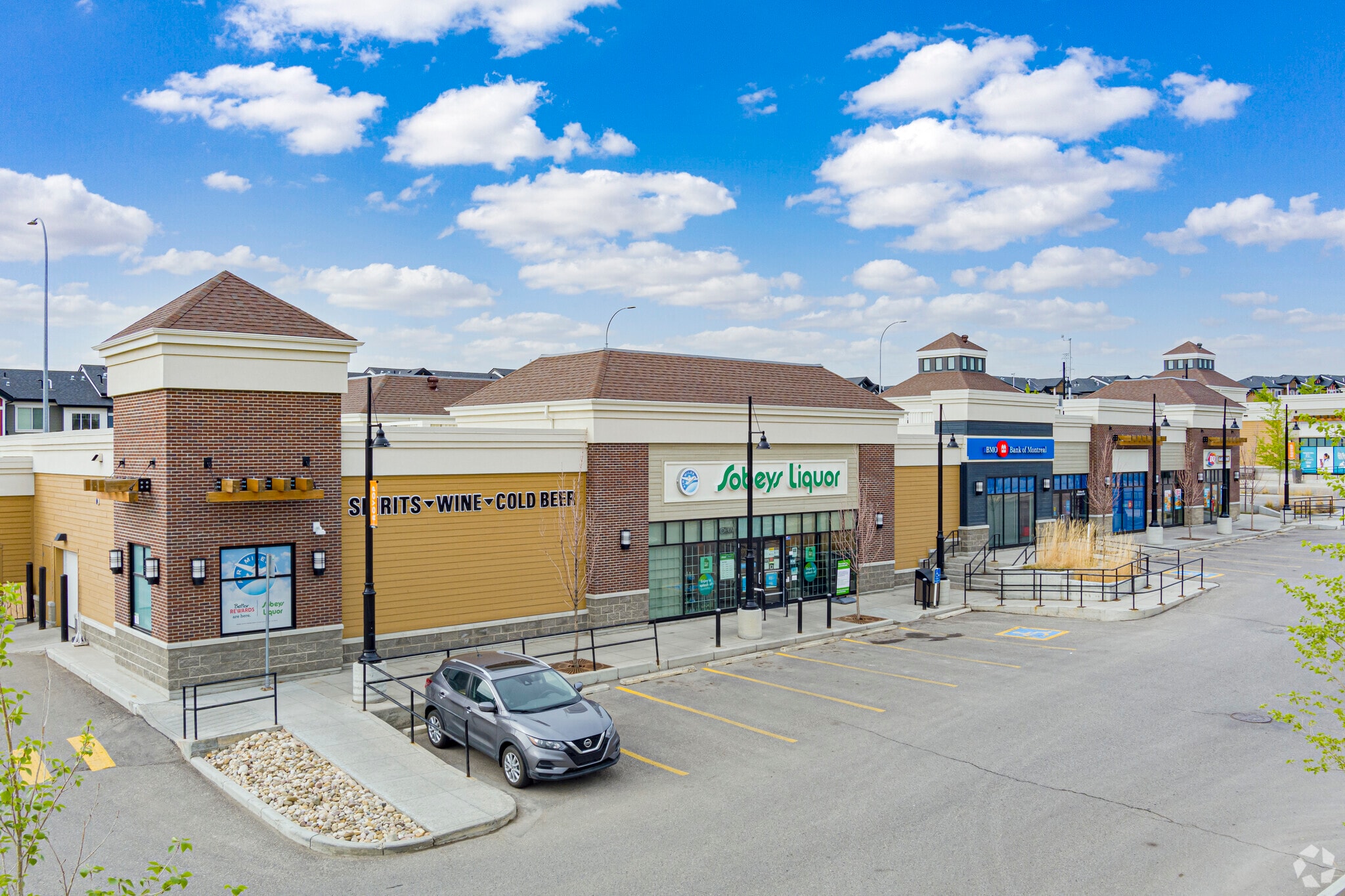 8 Nolan Hill Blvd NW, Calgary, AB for Rent