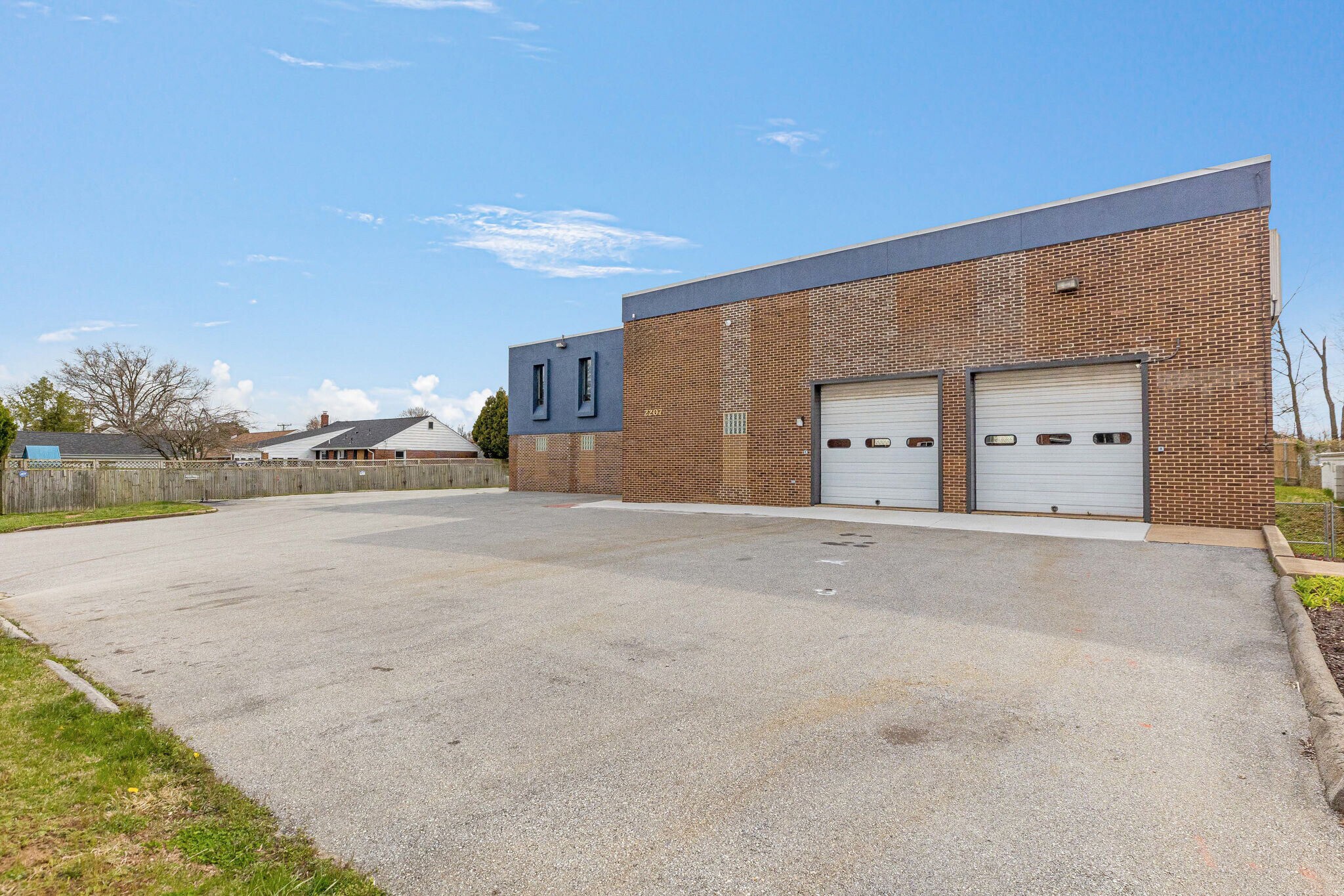 2207 Saint James Church Rd, Wilmington, DE for Rent