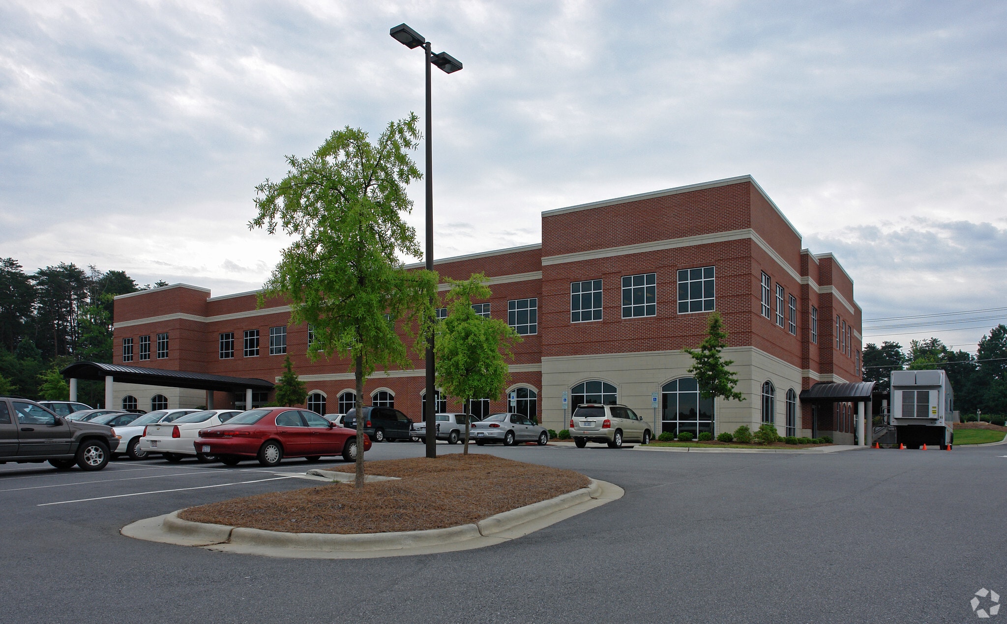 445445 Pineview Dr Kernersville, NC 27284 Office Property for Lease