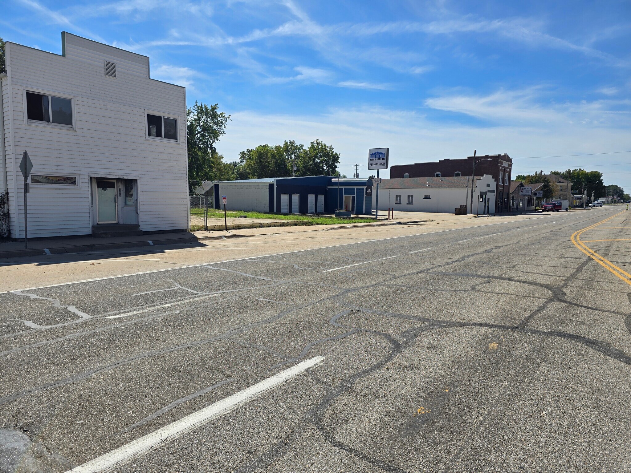 212 Riley Ave, Ogden, KS for Sale