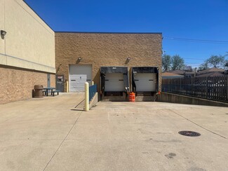 Evergreen Park, IL Warehouse - 9015 S Kedzie Ave