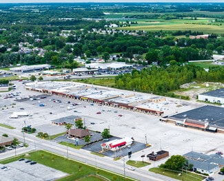 Fremont, OH Retail - 1040-1320 Oak Harbor Rd