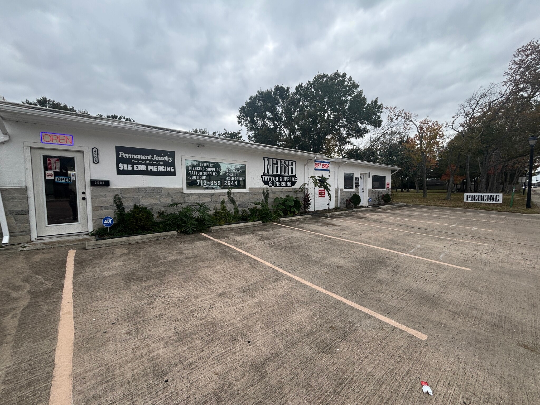 4905-4907 E Nasa Pky, Seabrook, TX for Sale