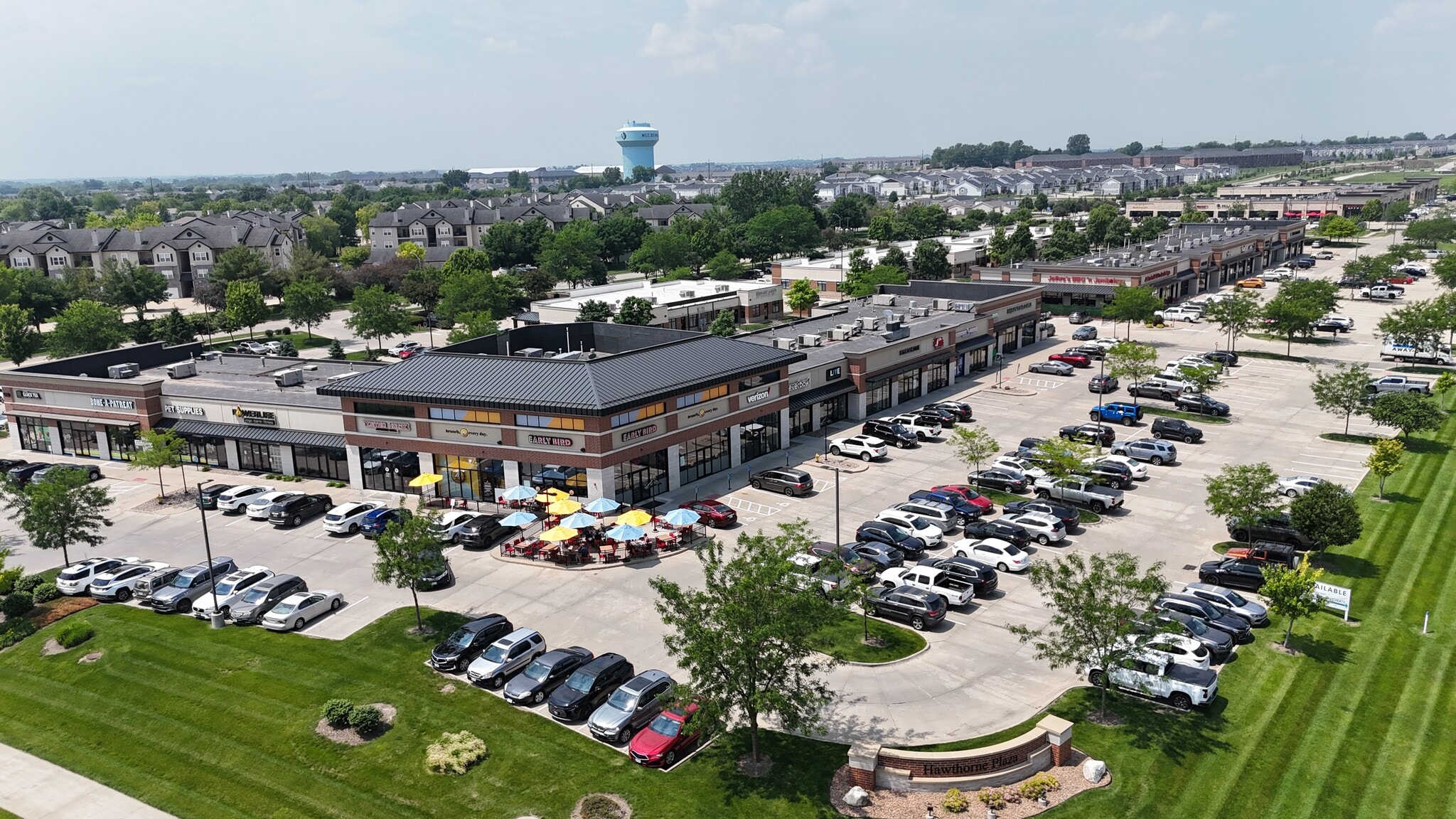 94th St & University Ave, West Des Moines, IA for Rent