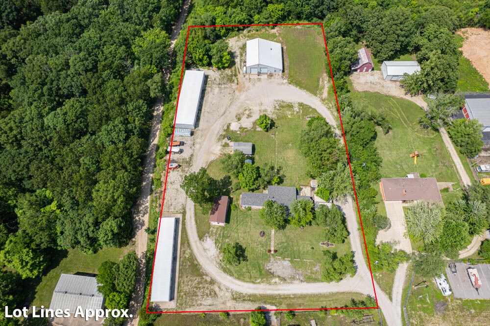 390 Highway 42, Kaiser, MO for Sale