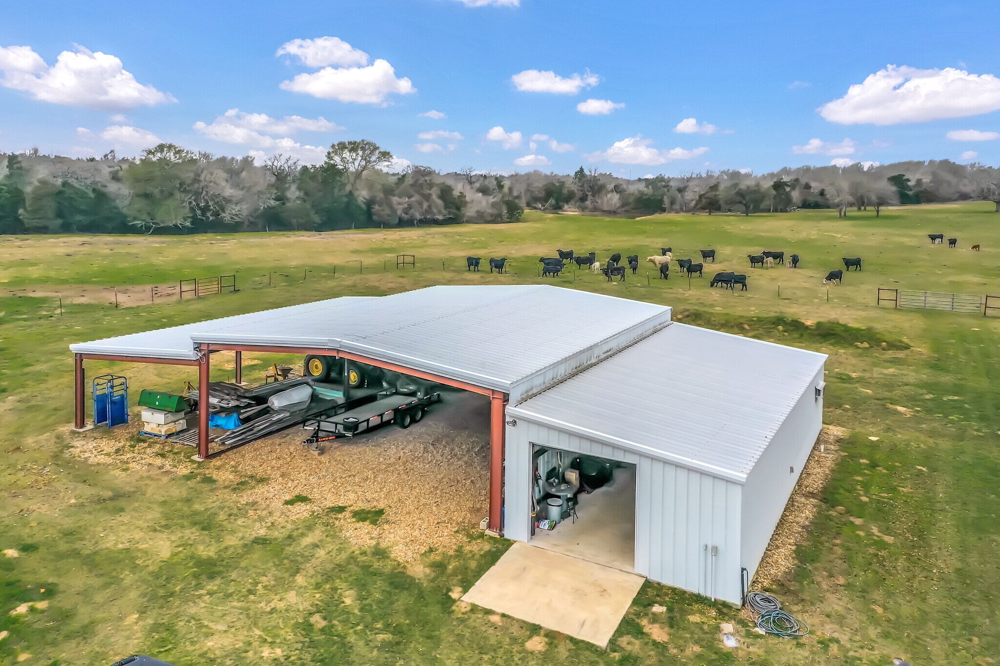 2456 W Old Lockhart Rd, West Point, TX for Sale