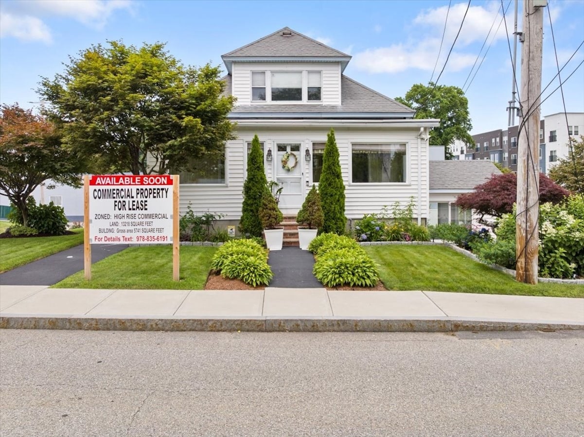 34 Wellman St, Lowell, MA for Rent