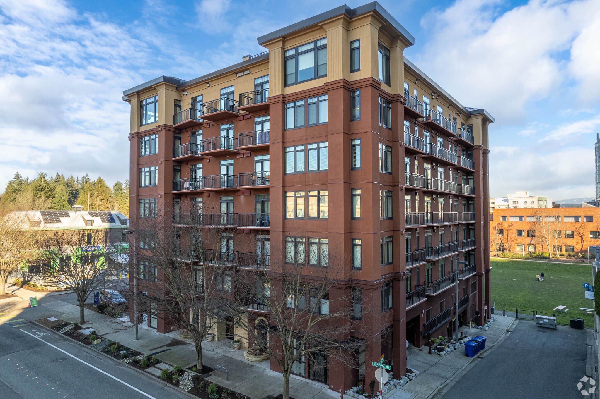 1106 108th Ave NE, Bellevue, WA for Sale