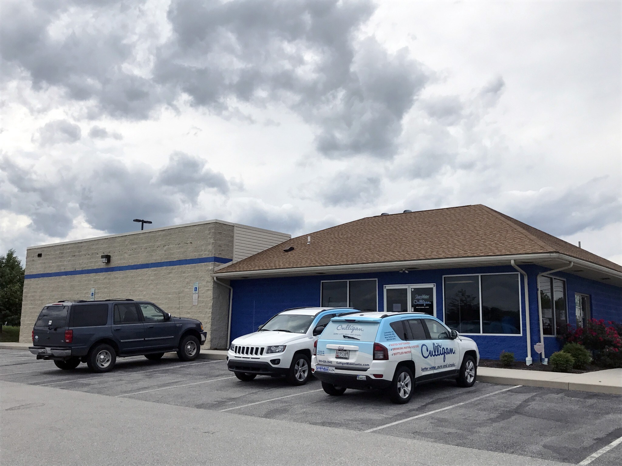 6145 York Rd, New Oxford, PA for Rent