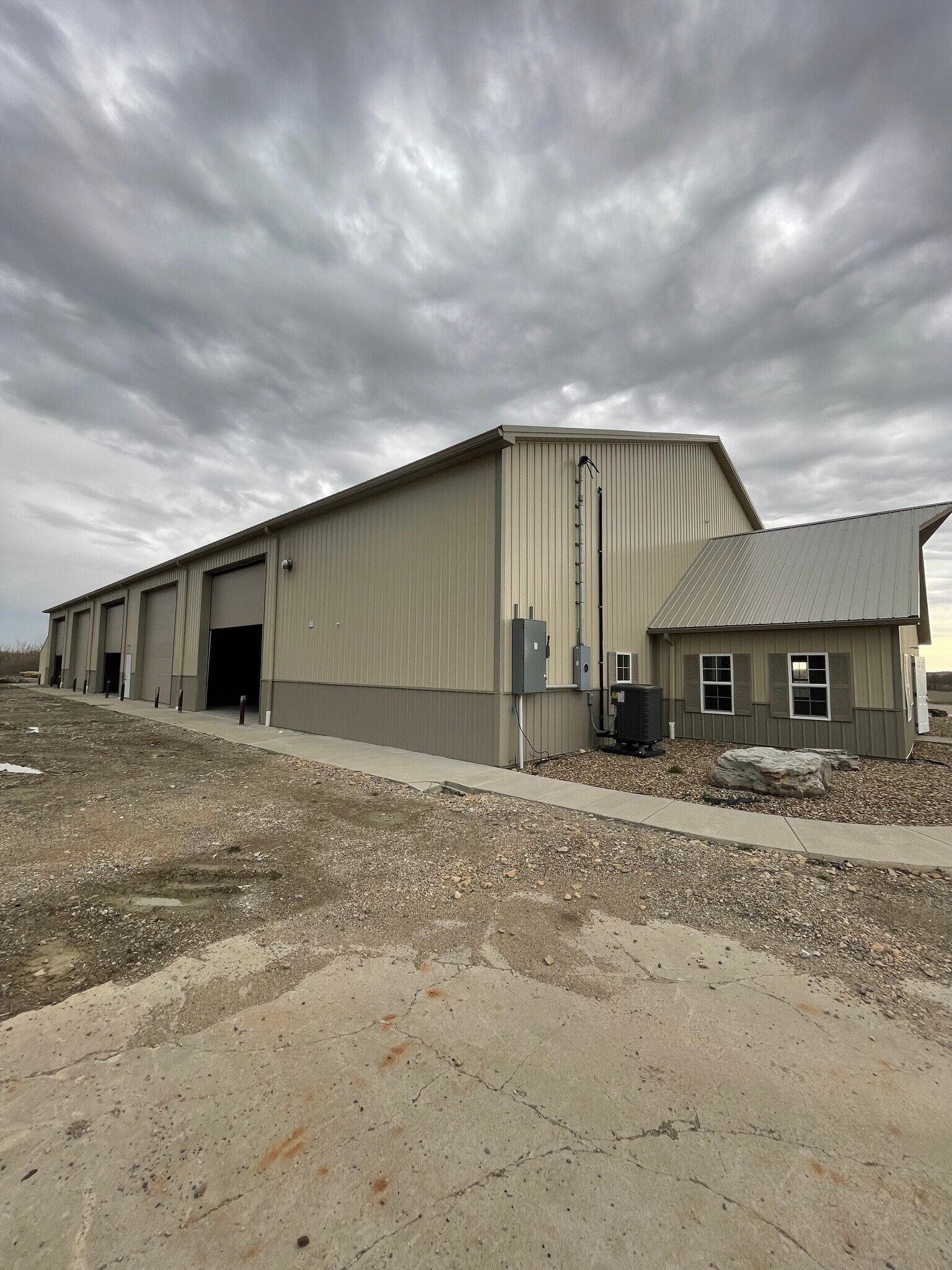 67655 Banfield Rd, Saint Clairsville, OH for Rent