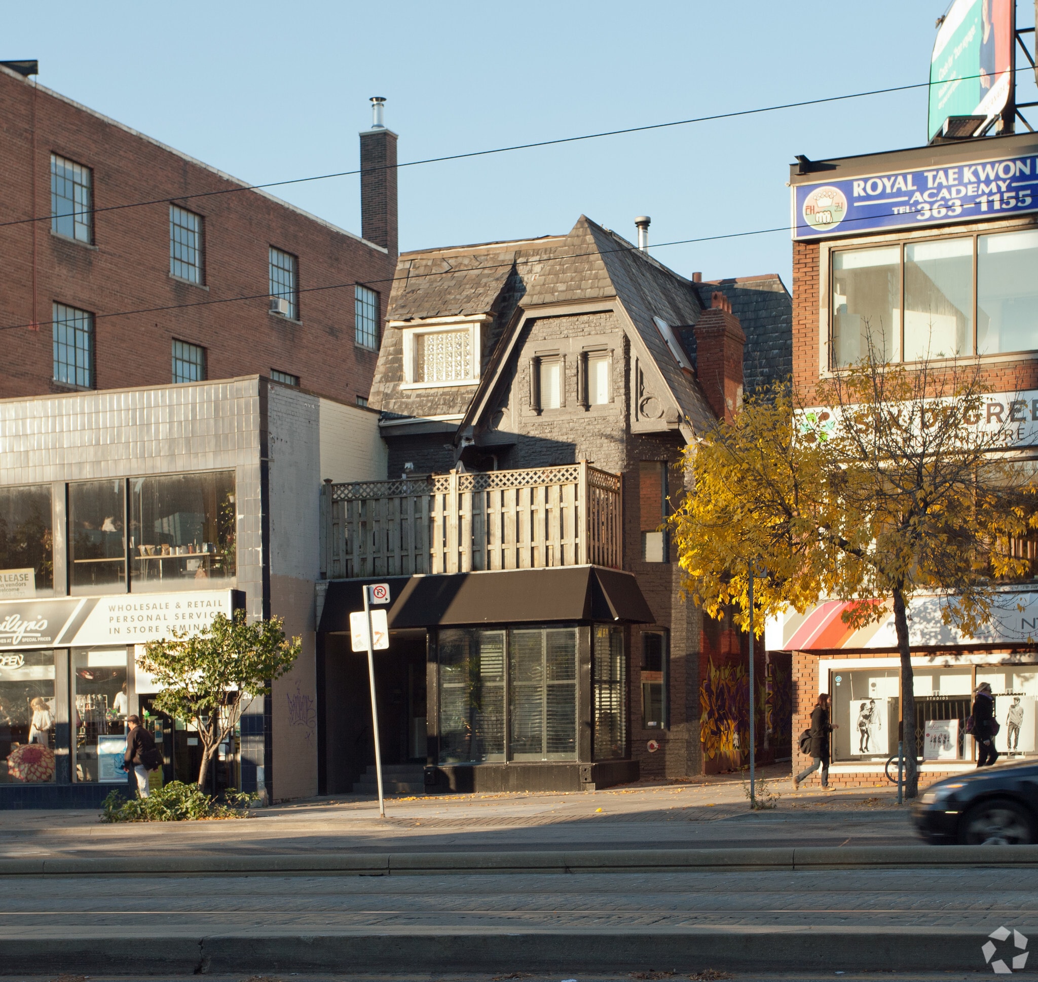 202 Spadina Ave, Toronto, ON for Sale