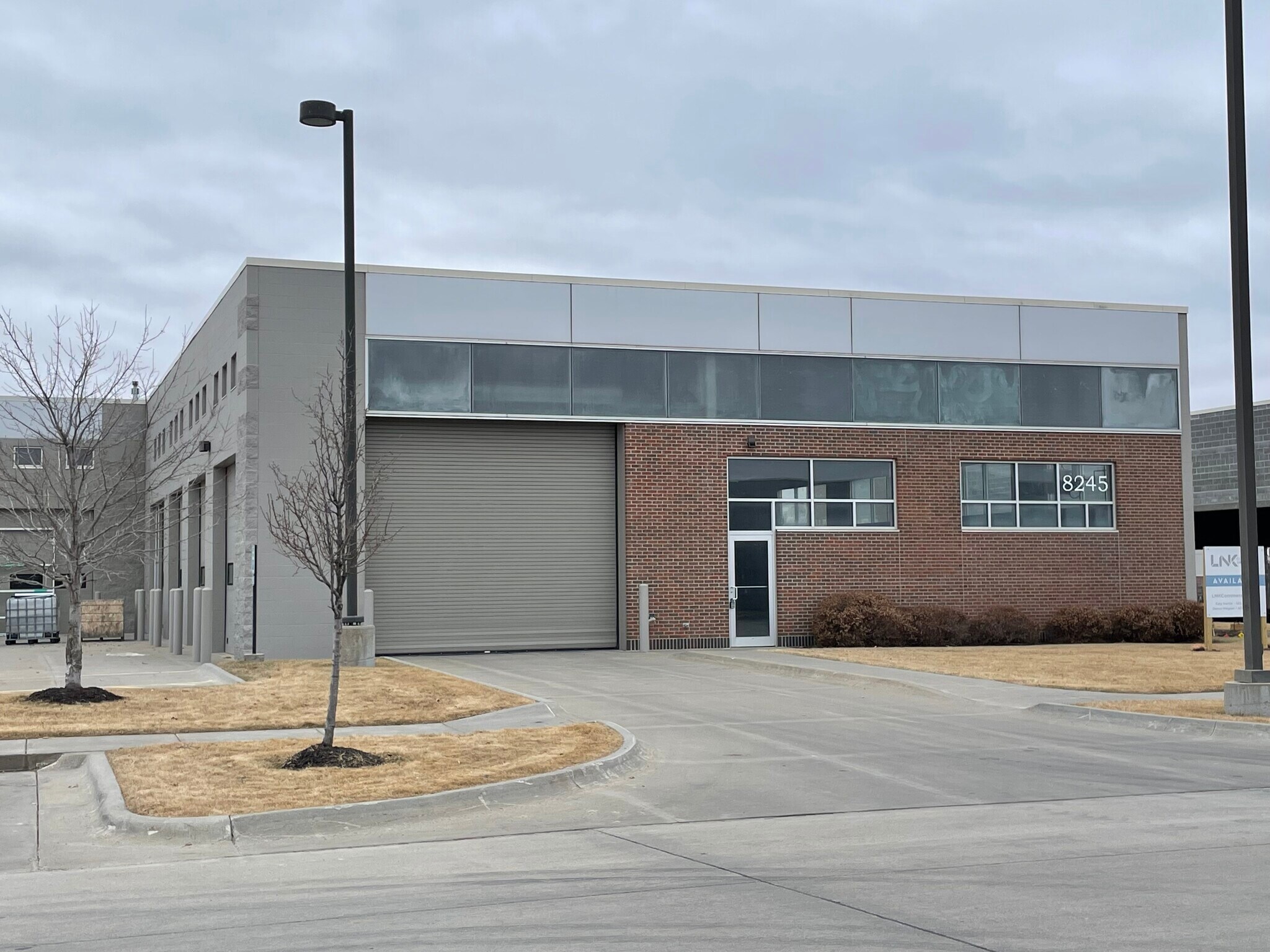 8245 Cody Dr, Lincoln, NE for Sale