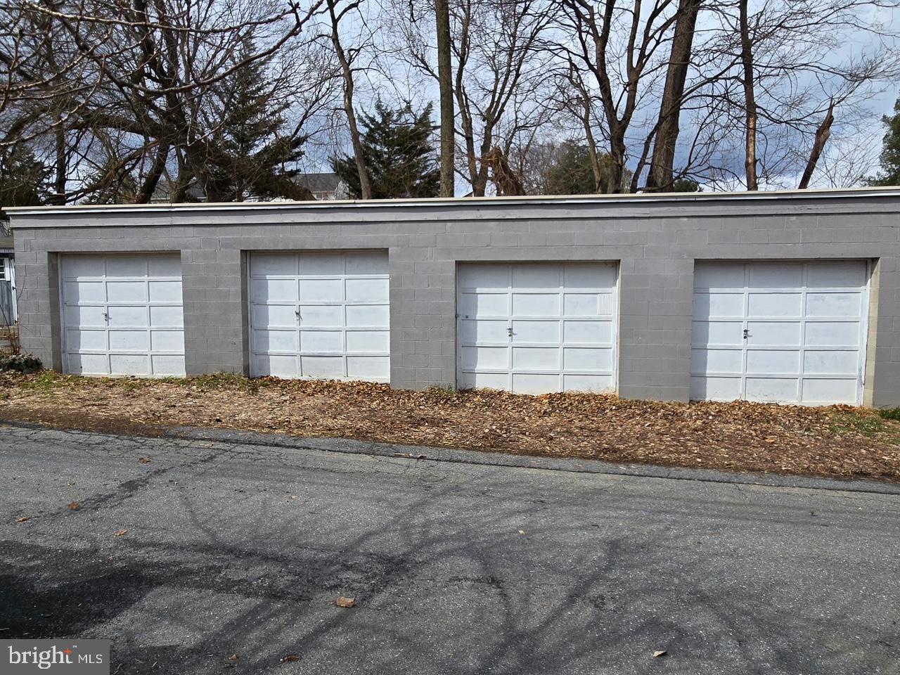 1231 Fremont St, Lancaster, PA for Sale