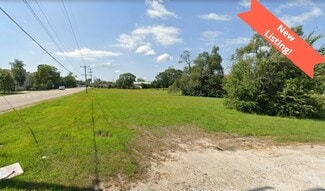 Third Lake, IL Commercial - 18840 W Gages Lake Rd
