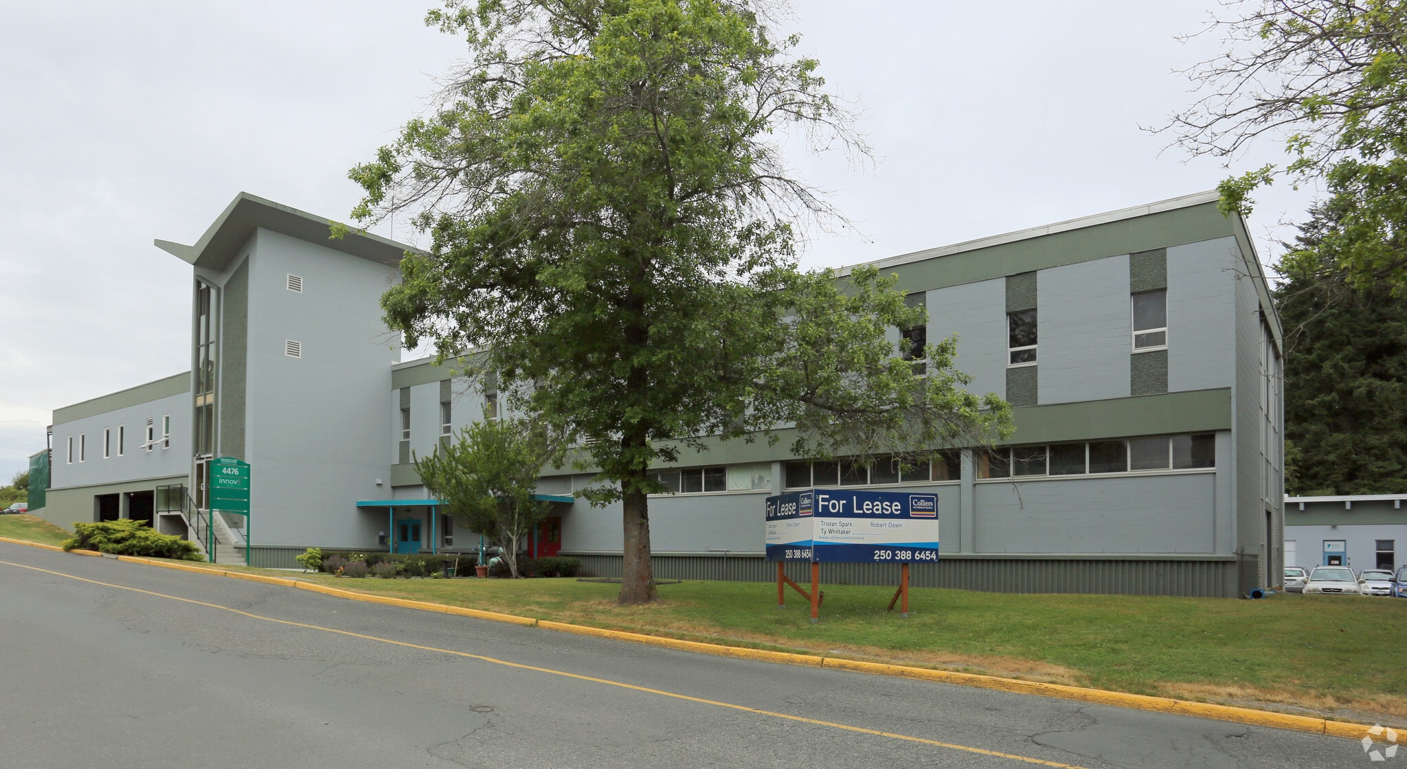 4470 Markham St, Saanich, BC for Rent