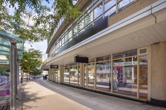 Toronto, ON Retail - 9 Spadina Ave