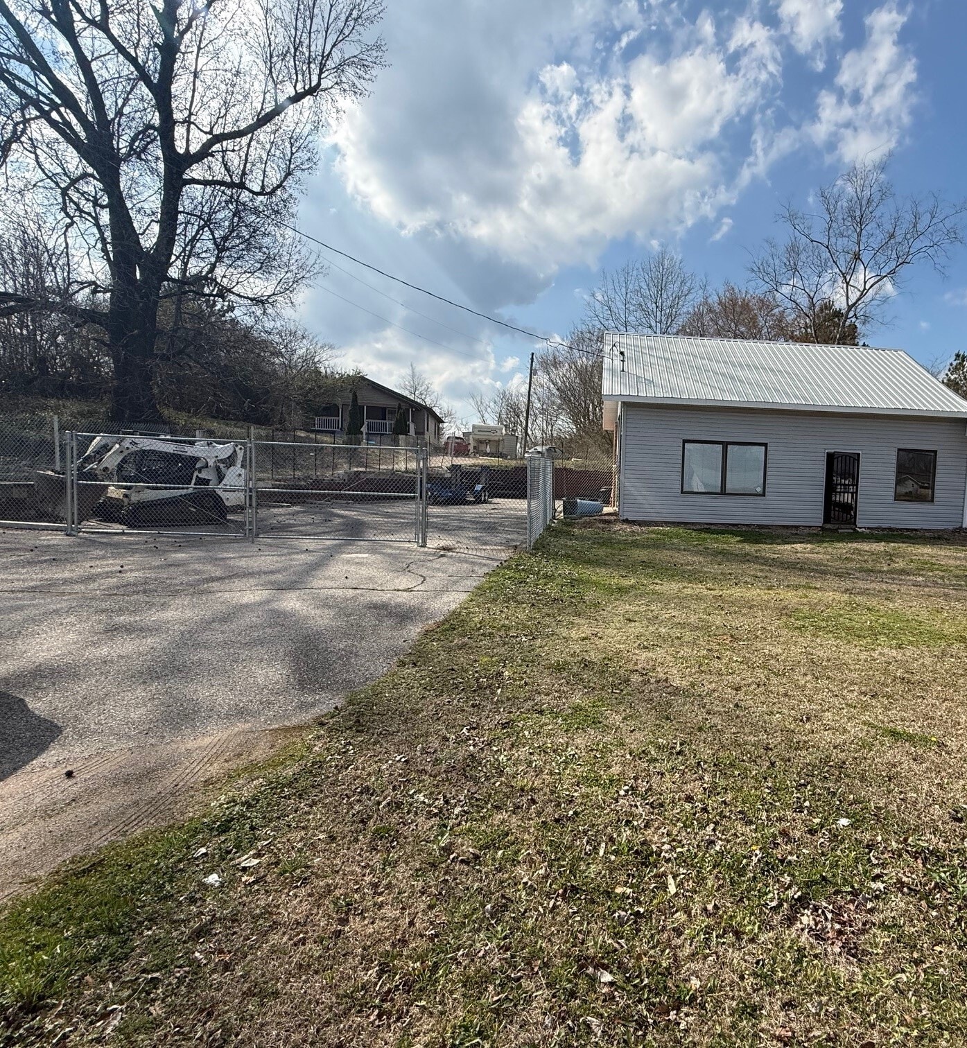 948 S Main St, Graysville, AL for Sale