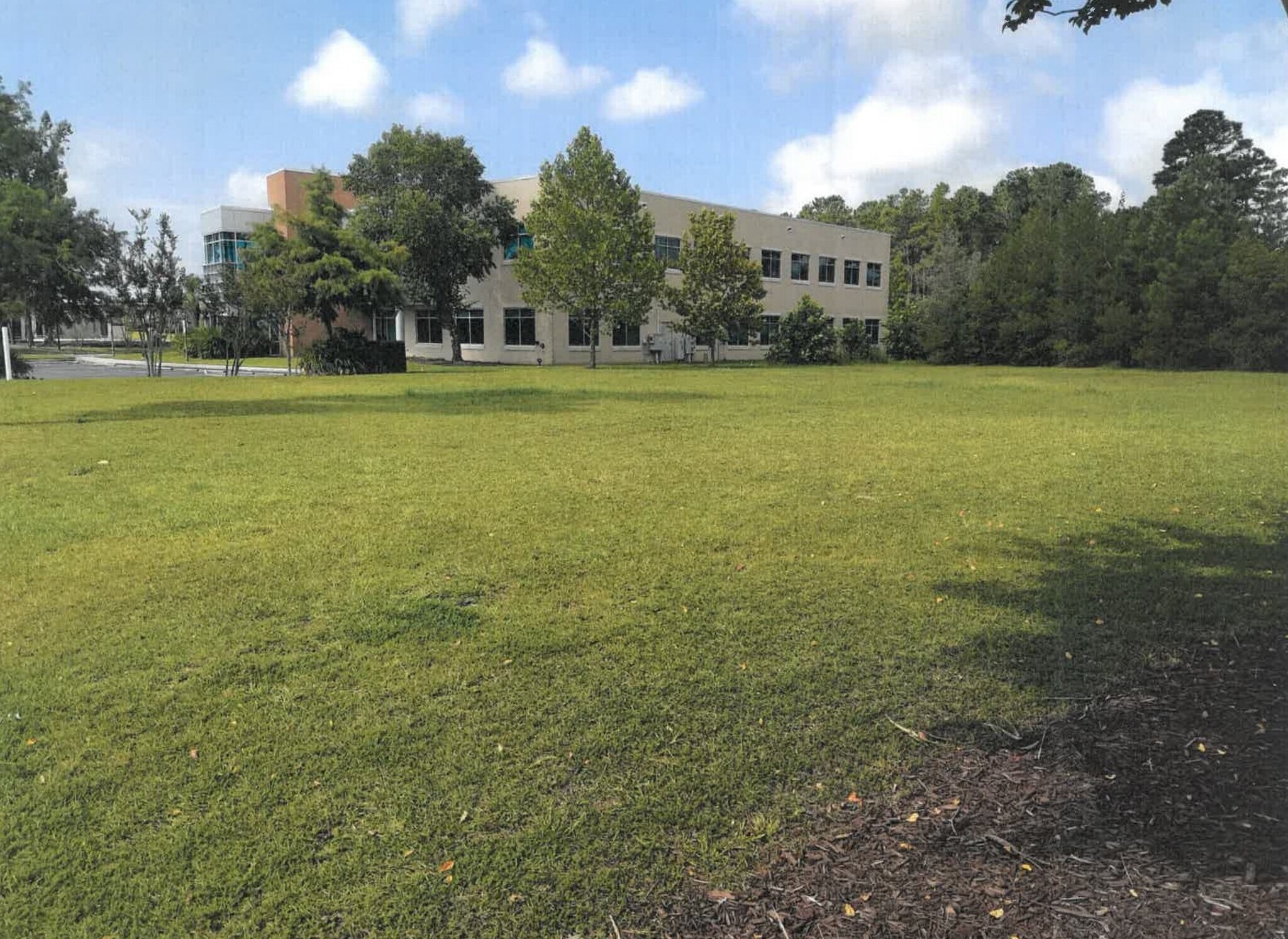 1007 Olde Waterford Way Leland, NC 28451 Land Property for Lease on