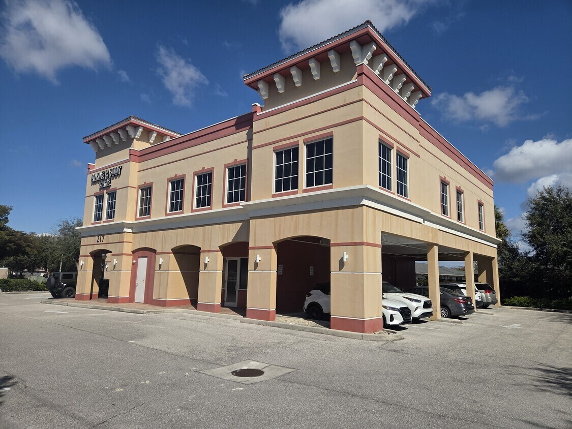 217 Del Prado Blvd S, Cape Coral, FL for Sale